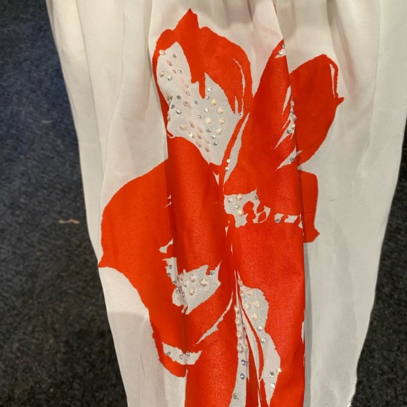 Off the shoulder blouse - Picture 4 of 10